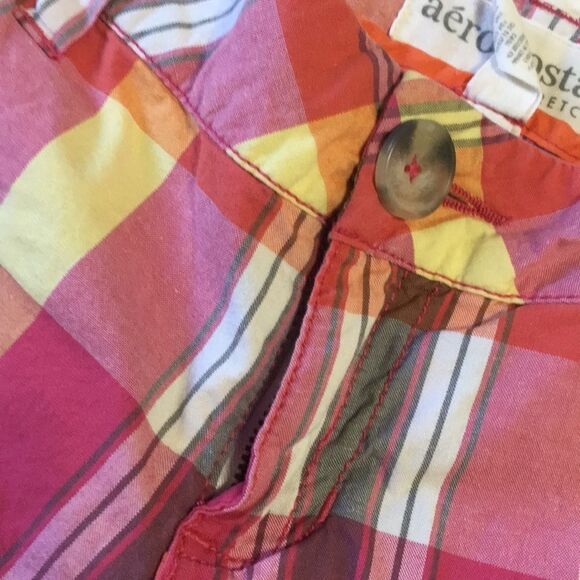 Vintage Plaid Stretch Bermuda Shorts 1/2 - Picture 8 of 11